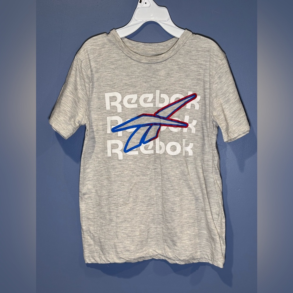 Set Of 2 Kids Casual Tops T Shirts Boy Size M (different brands)